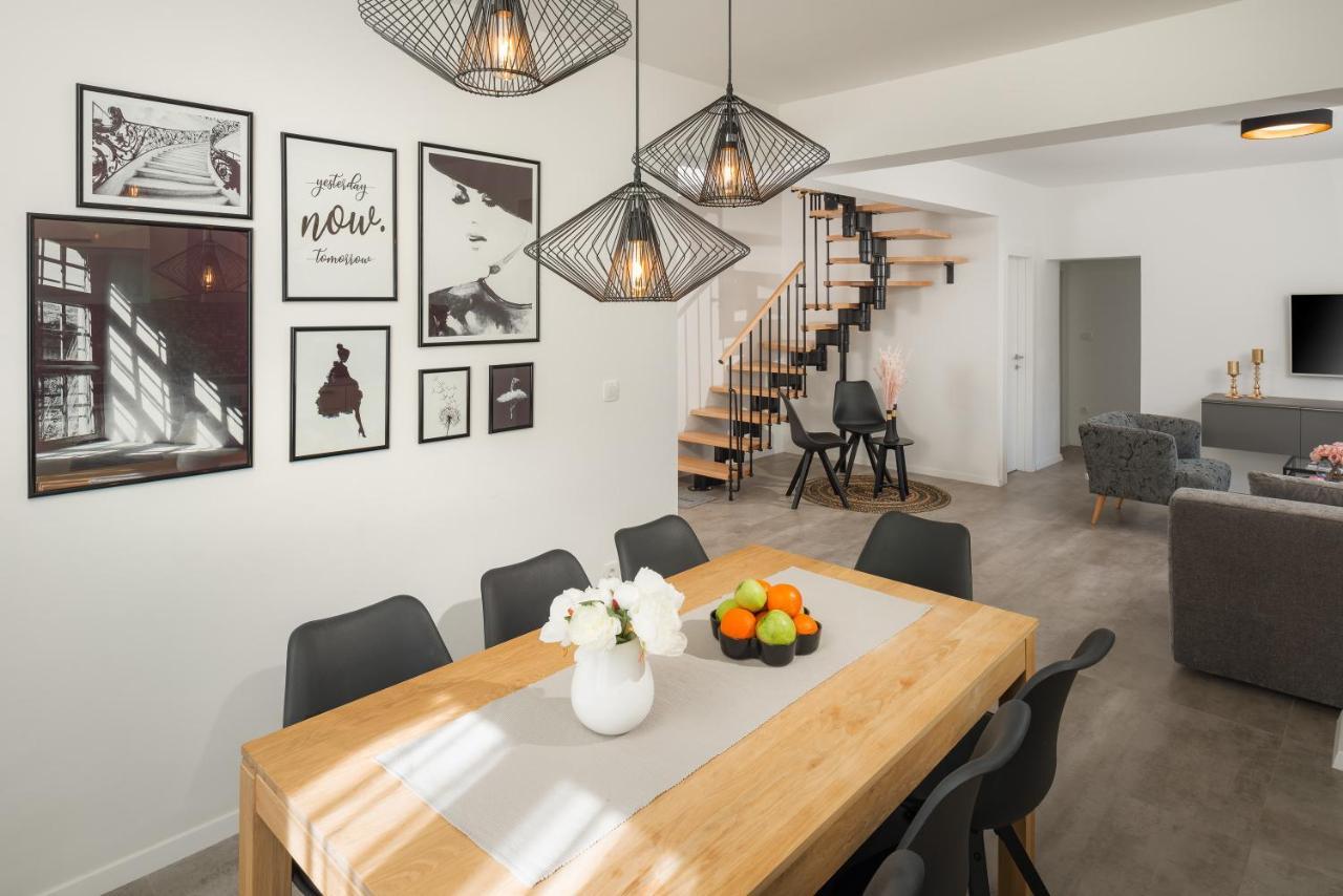 Villa Roko- The Spacious Luxury Трогір Екстер'єр фото